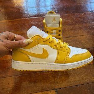 Yellow Jordan Dunks
